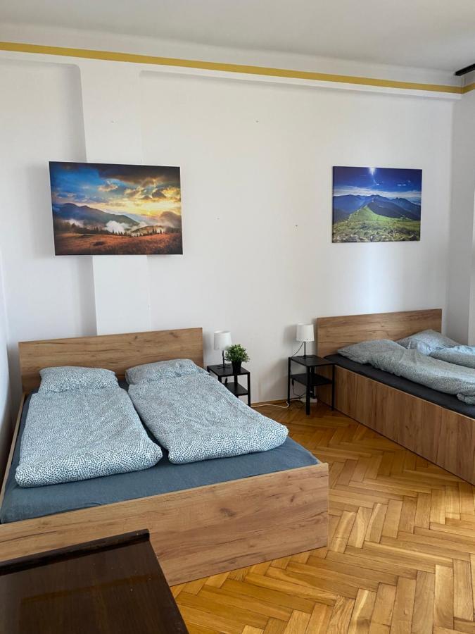 Vintage Rooms In Old Town Krakow Bagian luar foto